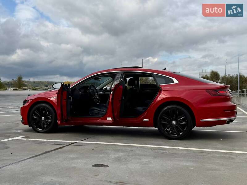 Лифтбек Volkswagen Arteon 2019 в Киеве фото 5 Лифтбек Volkswagen Arteon 2019 в Киеве