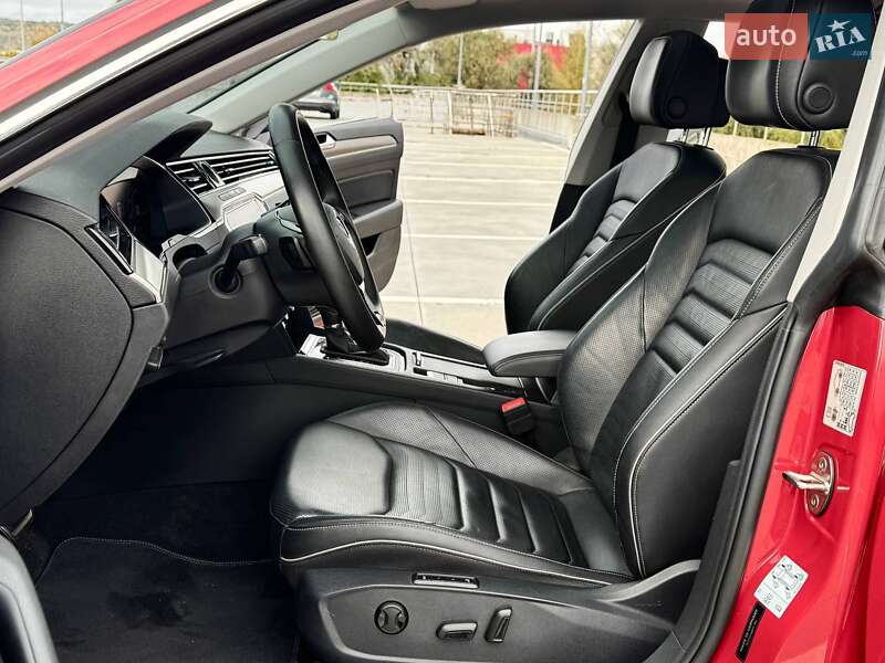 Лифтбек Volkswagen Arteon 2019 в Киеве фото 21 Лифтбек Volkswagen Arteon 2019 в Киеве
