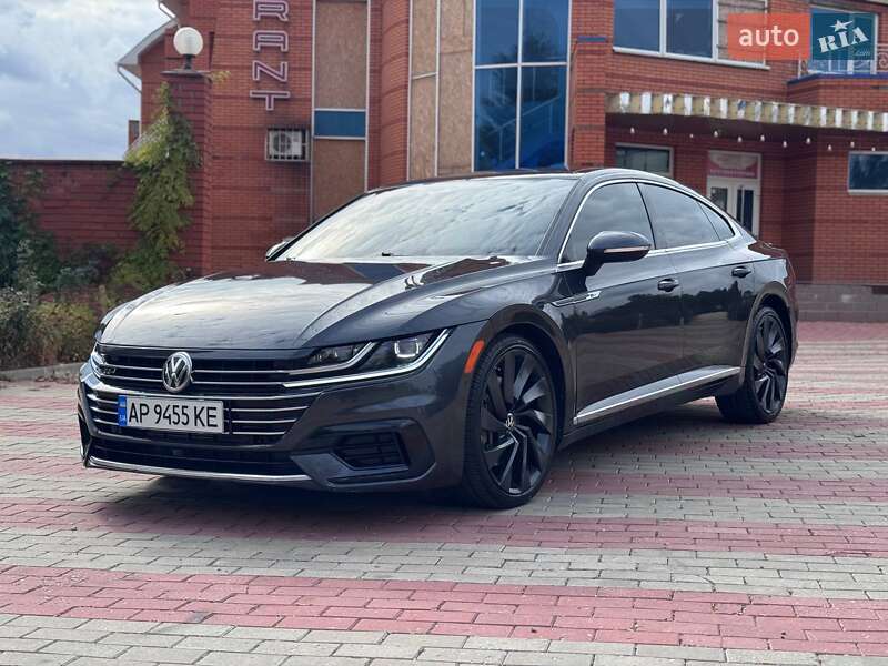 Лифтбек Volkswagen Arteon 2020 в  фото Лифтбек Volkswagen Arteon 2020 в