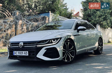 Лифтбек Volkswagen Arteon 2018 в 