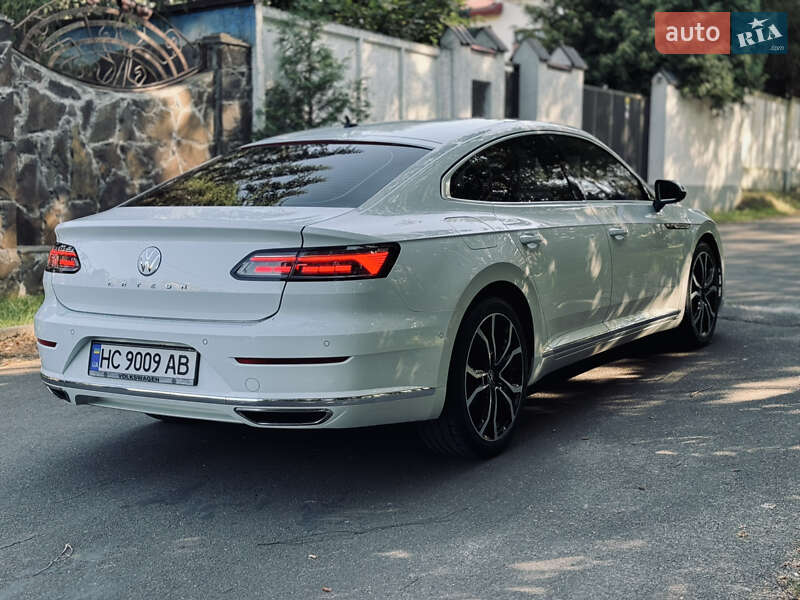 Лифтбек Volkswagen Arteon 2018 в Львове