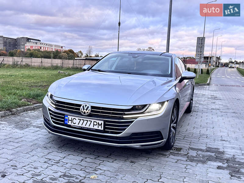 Лифтбек Volkswagen Arteon 2018 в Львове