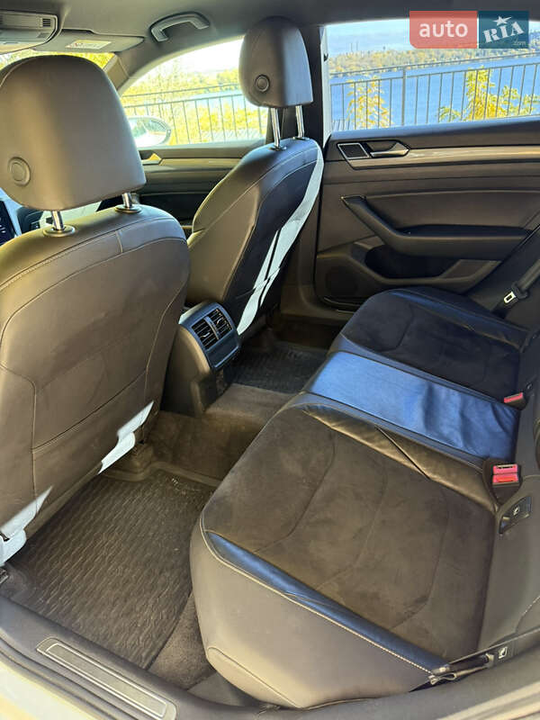 Ліфтбек Volkswagen Arteon 2017 в Тернополі