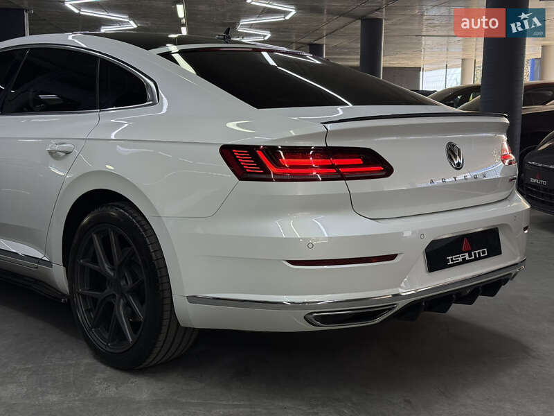 Ліфтбек Volkswagen Arteon 2017 в Одесі фото 13 Ліфтбек Volkswagen Arteon 2017 в Одесі