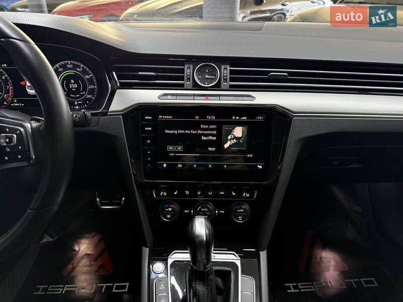 Ліфтбек Volkswagen Arteon 2017 в Одесі фото 26 Ліфтбек Volkswagen Arteon 2017 в Одесі