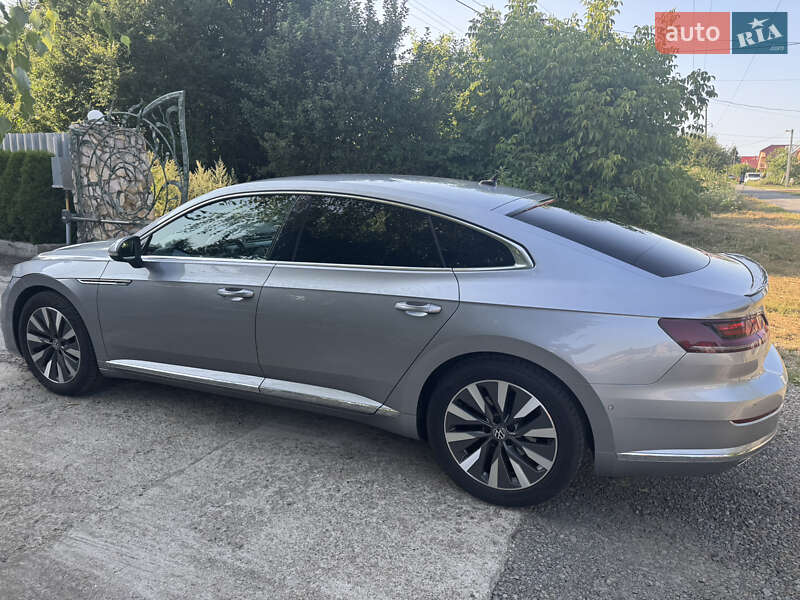 Ліфтбек Volkswagen Arteon 2020 в Ужгороді