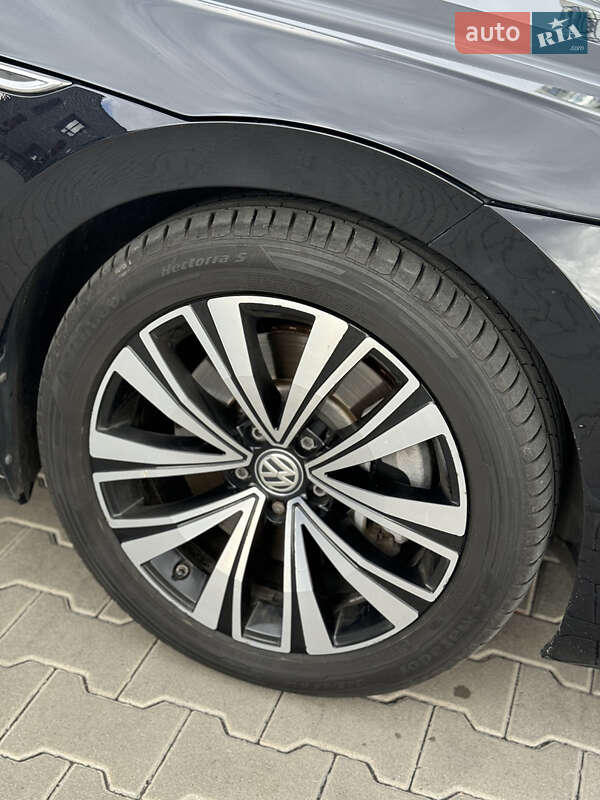 Лифтбек Volkswagen Arteon 2018 в Киеве