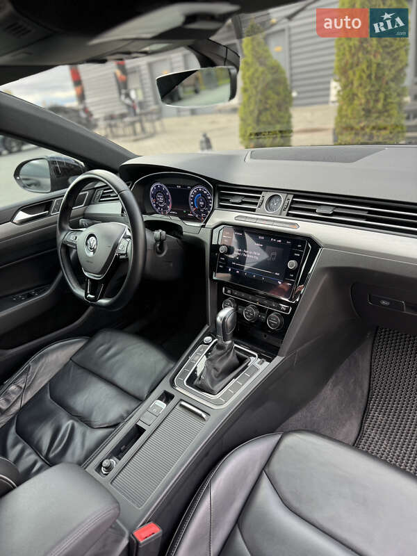 Лифтбек Volkswagen Arteon 2018 в Киеве