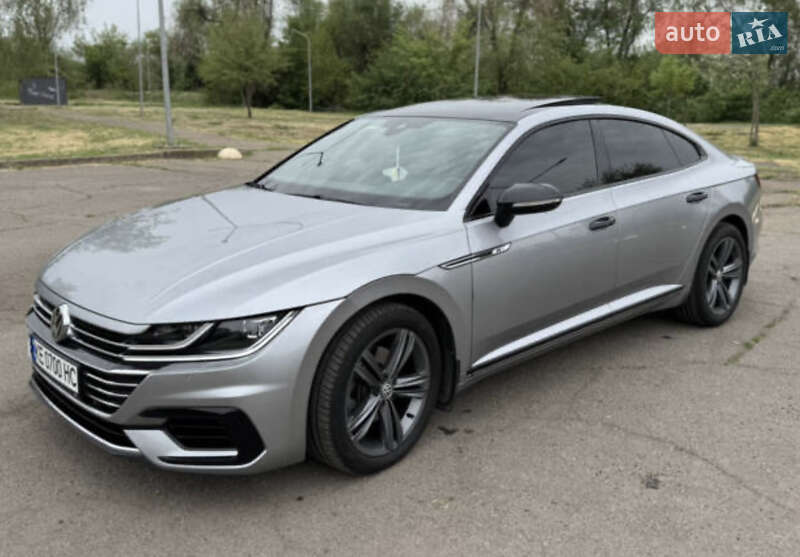 Лифтбек Volkswagen Arteon 2018 в Кривом Роге фото Лифтбек Volkswagen Arteon 2018 в Кривом Роге