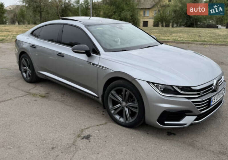 Лифтбек Volkswagen Arteon 2018 в Кривом Роге фото 7 Лифтбек Volkswagen Arteon 2018 в Кривом Роге