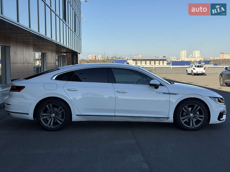 Лифтбек Volkswagen Arteon 2019 в Киеве