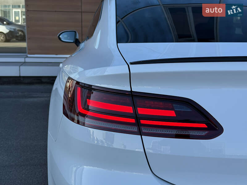 Лифтбек Volkswagen Arteon 2019 в Киеве