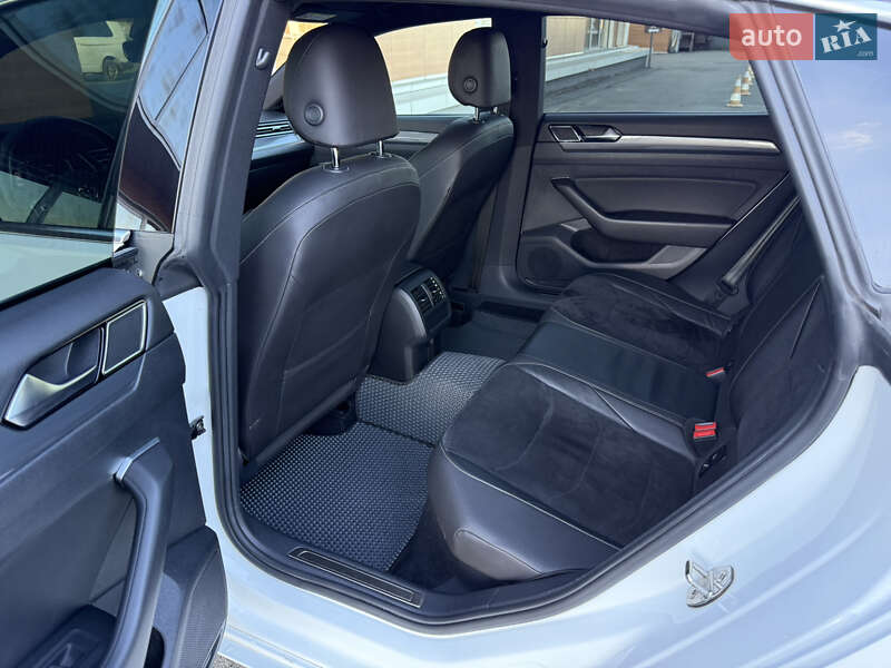 Лифтбек Volkswagen Arteon 2019 в Киеве