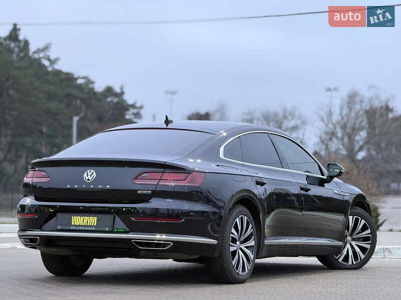 Лифтбек Volkswagen Arteon 2020 в Киеве
