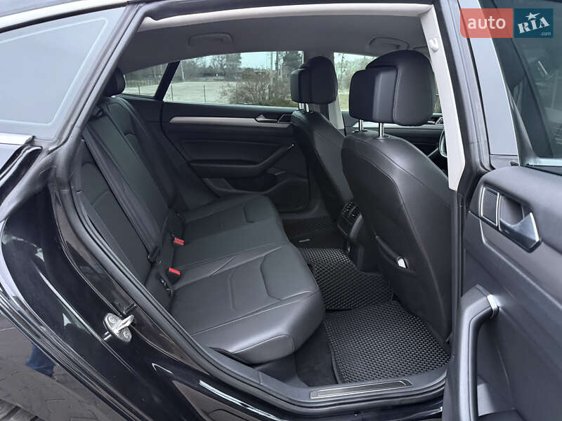 Лифтбек Volkswagen Arteon 2020 в Киеве