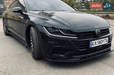 Ліфтбек Volkswagen Arteon 2018 в Києві