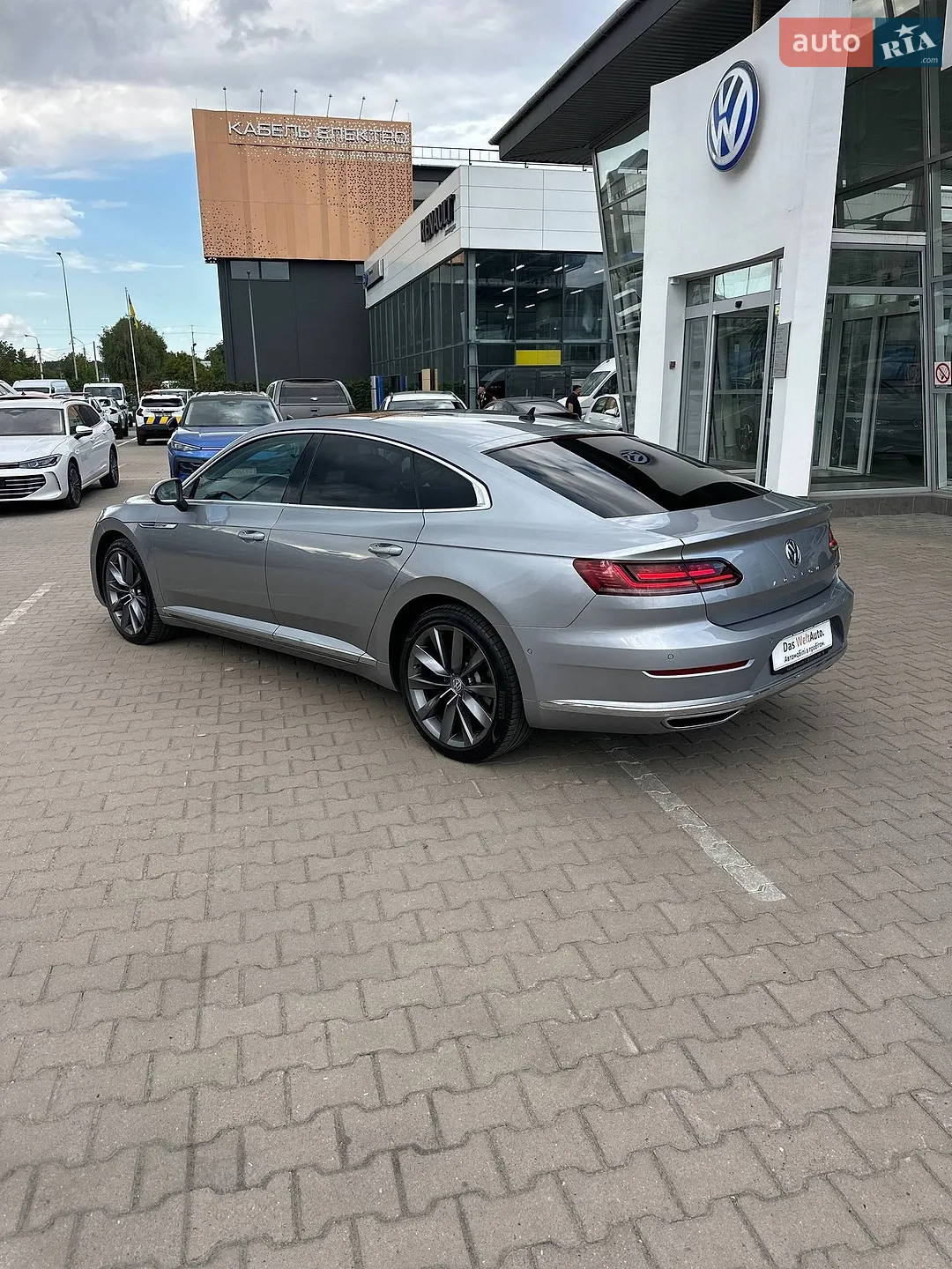 2017 Volkswagen Arteon - мініатюра 12