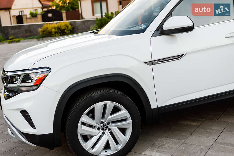 Позашляховик / Кросовер Volkswagen Atlas Cross Sport 2021 в Луцьку