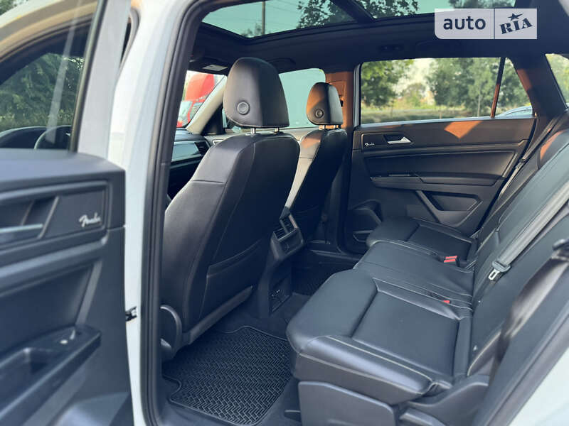 Внедорожник / Кроссовер Volkswagen Atlas Cross Sport 2020 в Николаеве