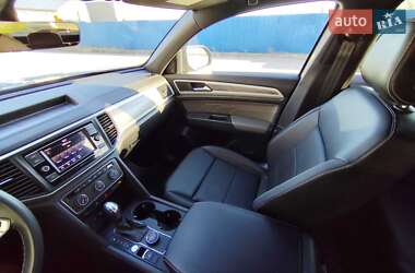 Позашляховик / Кросовер Volkswagen Atlas Cross Sport 2023 в 