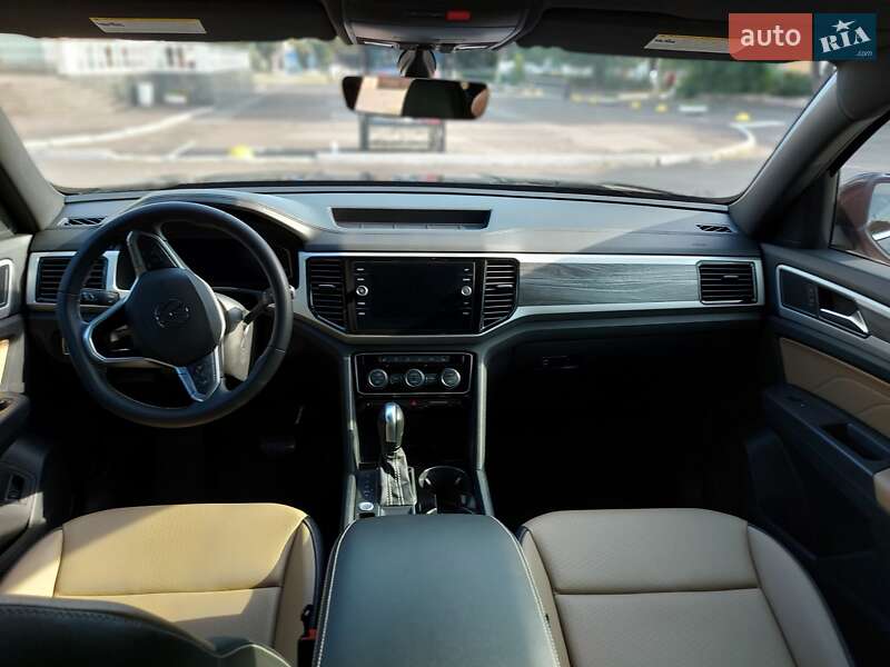 Позашляховик / Кросовер Volkswagen Atlas Cross Sport 2021 в Кам'янському