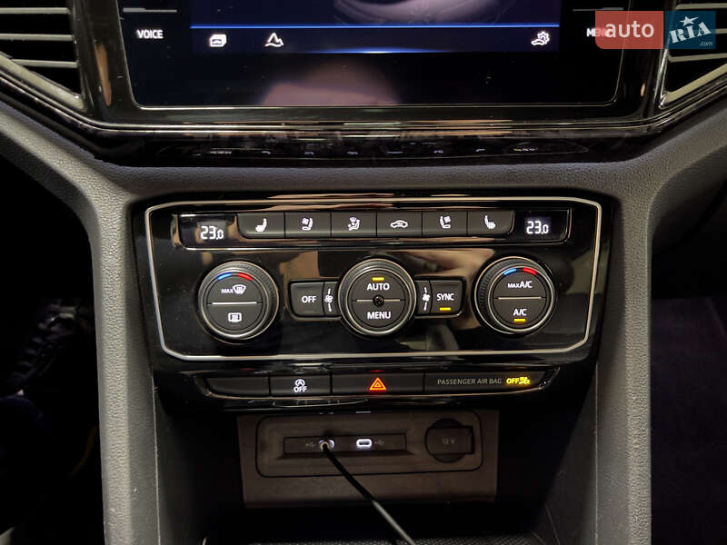 Внедорожник / Кроссовер Volkswagen Atlas Cross Sport 2021 в Харькове