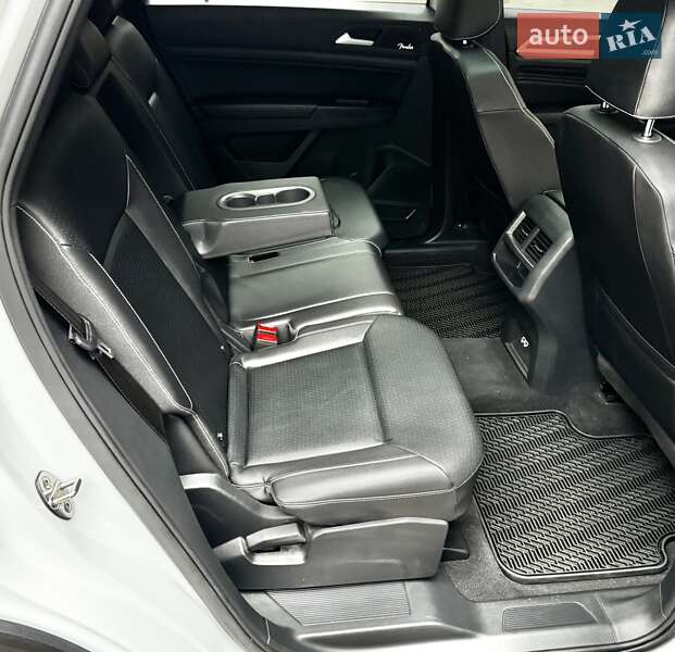 Внедорожник / Кроссовер Volkswagen Atlas Cross Sport 2020 в Киеве