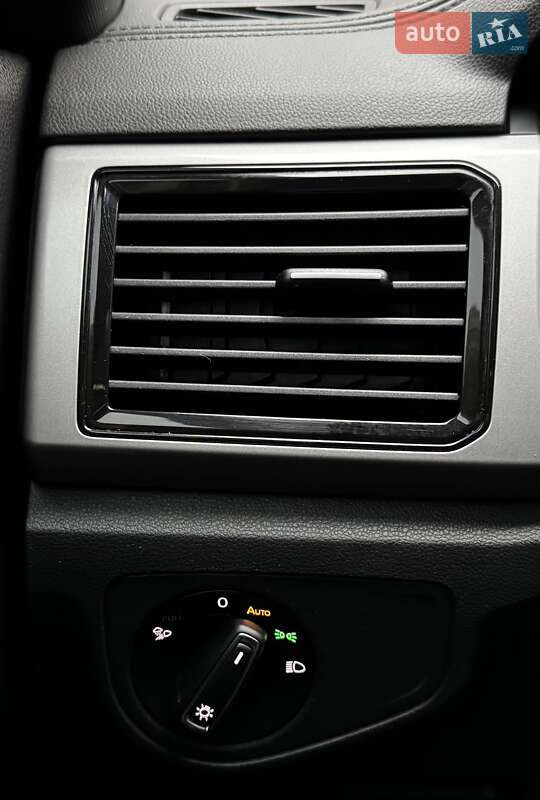 Внедорожник / Кроссовер Volkswagen Atlas Cross Sport 2020 в Киеве