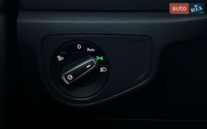 Позашляховик / Кросовер Volkswagen Atlas Cross Sport 2019 в Львові