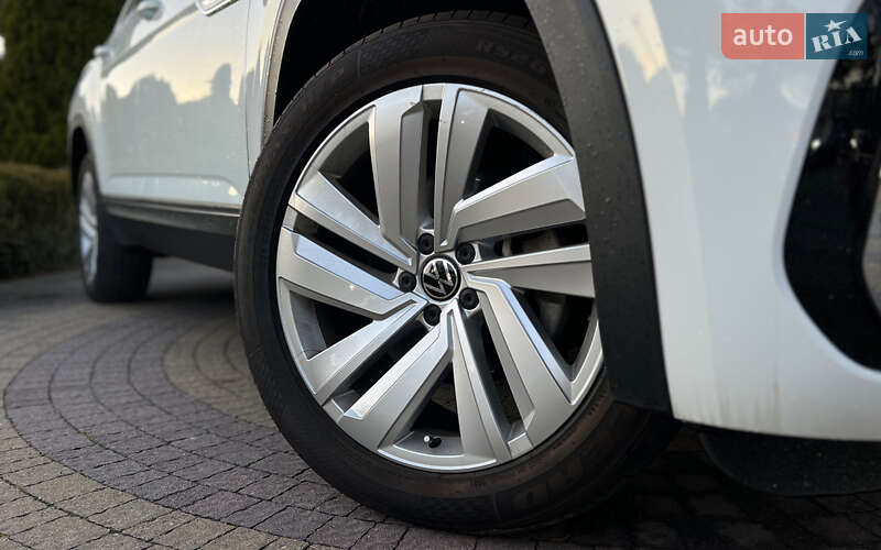 Позашляховик / Кросовер Volkswagen Atlas Cross Sport 2019 в Львові