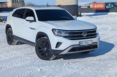 Позашляховик / Кросовер Volkswagen Atlas Cross Sport 2022 в Дубні