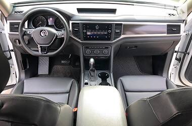 Позашляховик / Кросовер Volkswagen Atlas 2018 в 