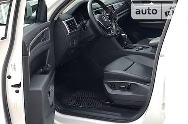 Позашляховик / Кросовер Volkswagen Atlas 2018 в 