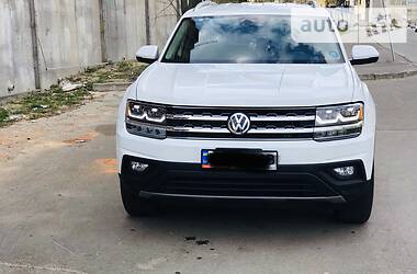 Позашляховик / Кросовер Volkswagen Atlas 2018 в 