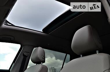Позашляховик / Кросовер Volkswagen Atlas 2019 в 
