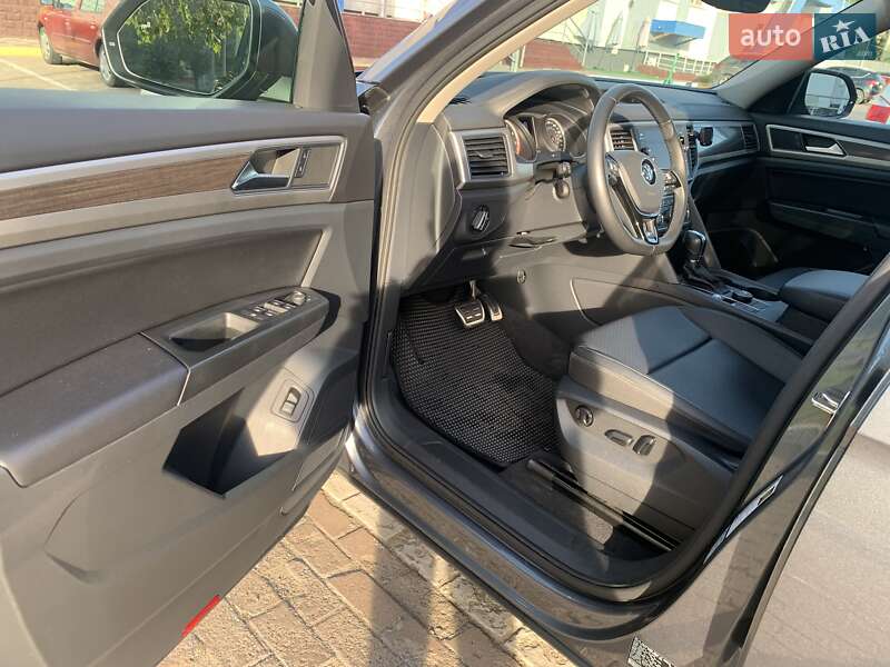 Внедорожник / Кроссовер Volkswagen Atlas 2019 в Черновцах