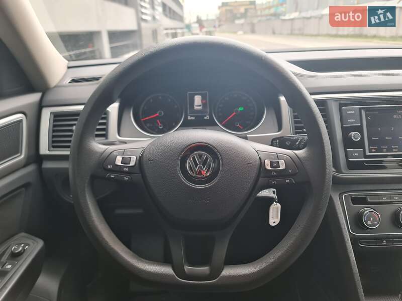 Внедорожник / Кроссовер Volkswagen Atlas 2017 в Львове