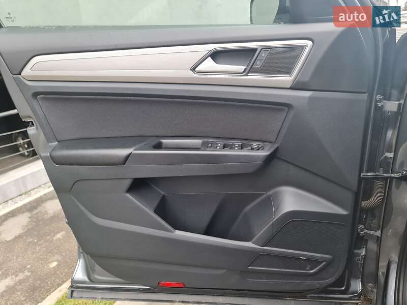 Внедорожник / Кроссовер Volkswagen Atlas 2017 в Львове