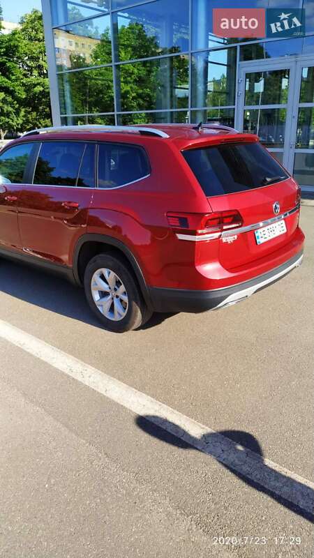 Внедорожник / Кроссовер Volkswagen Atlas 2017 в Кривом Роге