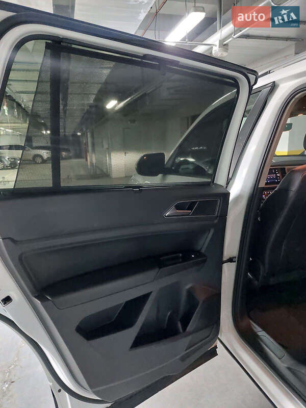 Позашляховик / Кросовер Volkswagen Atlas 2019 в Києві