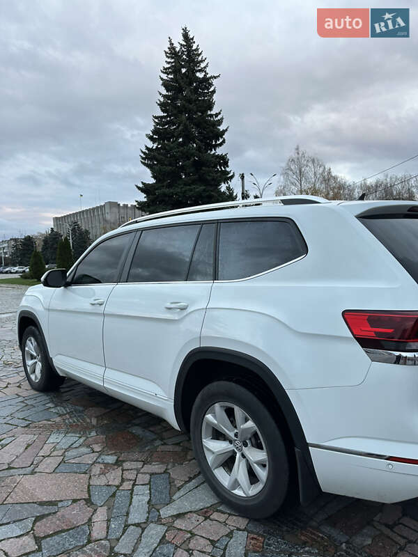 Внедорожник / Кроссовер Volkswagen Atlas 2017 в Кременчуге