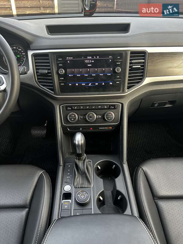 Внедорожник / Кроссовер Volkswagen Atlas 2021 в Киеве фото 2 Внедорожник / Кроссовер Volkswagen Atlas 2021 в Киеве