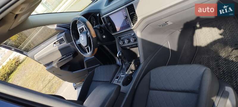 Позашляховик / Кросовер Volkswagen Atlas 2017 в Києві