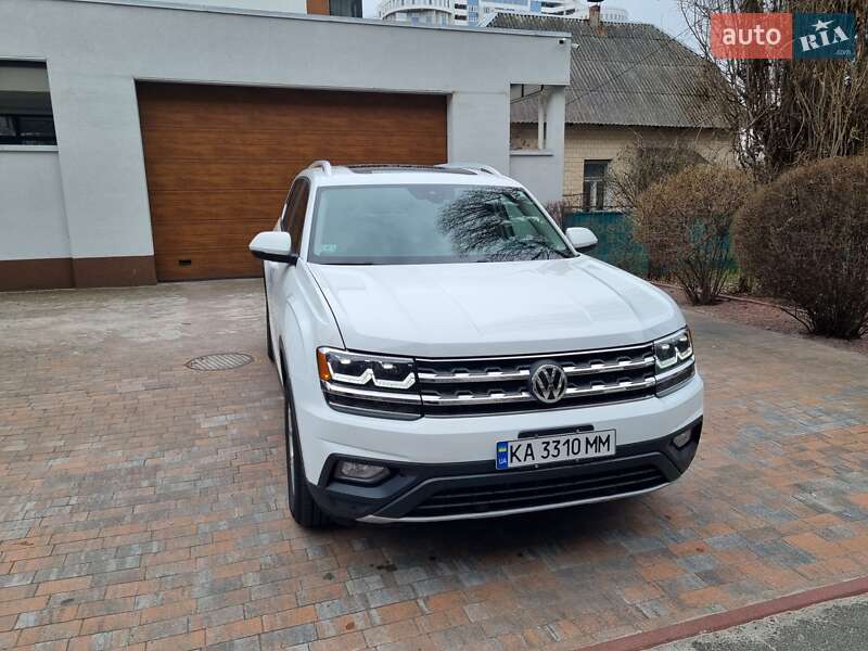 Внедорожник / Кроссовер Volkswagen Atlas 2017 в Киеве