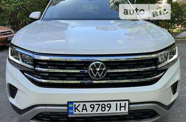 Позашляховик / Кросовер Volkswagen Atlas 2020 в Києві