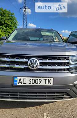 Внедорожник / Кроссовер Volkswagen Atlas 2017 в Кривом Роге