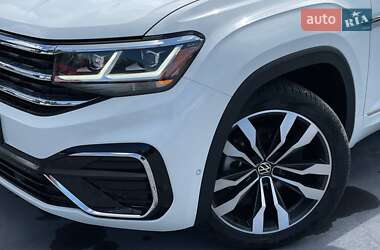 Внедорожник / Кроссовер Volkswagen Atlas 2021 в 