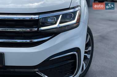 Внедорожник / Кроссовер Volkswagen Atlas 2021 в 