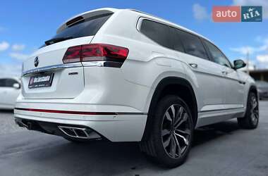 Внедорожник / Кроссовер Volkswagen Atlas 2021 в 