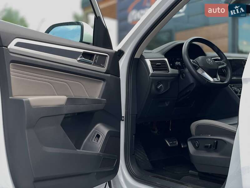 Внедорожник / Кроссовер Volkswagen Atlas 2021 в Ровно